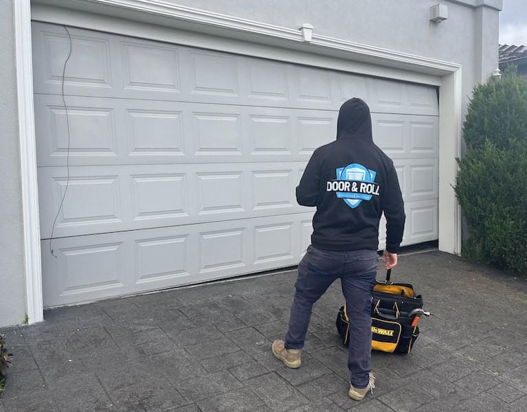 garage door repairs experts, brisbane