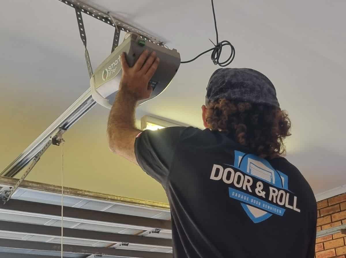 b&d garage door motor service